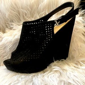 Chinese Laundry Black Wedges